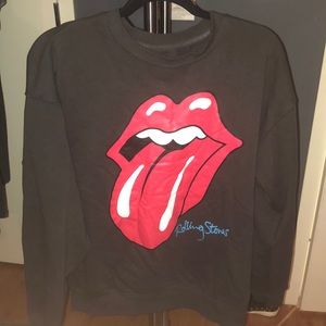 Rolling stone pullover